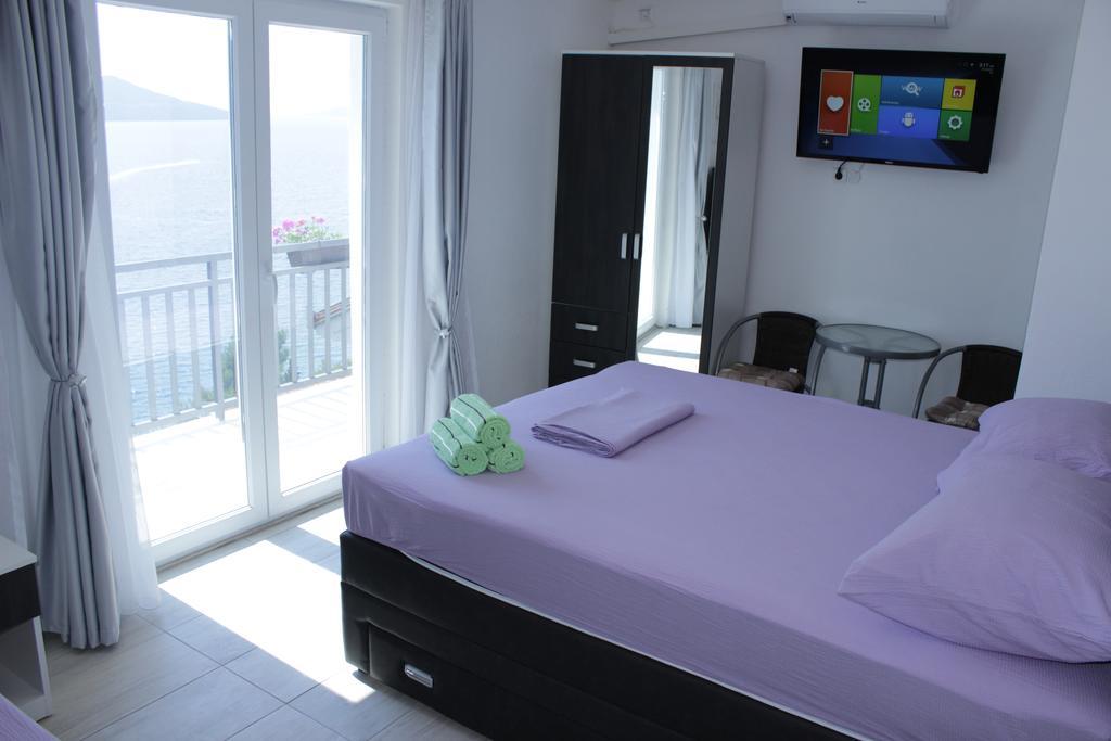 נאום Guest House Put מראה חיצוני תמונה