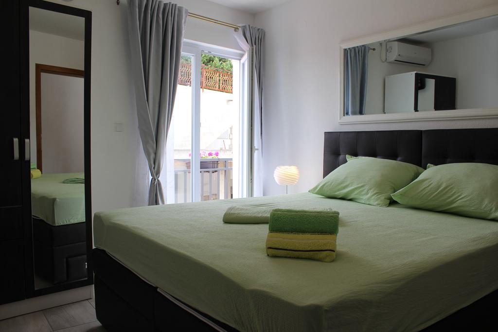 נאום Guest House Put מראה חיצוני תמונה