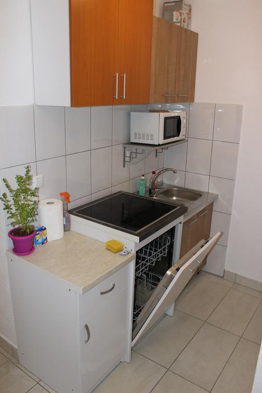 נאום Guest House Put מראה חיצוני תמונה