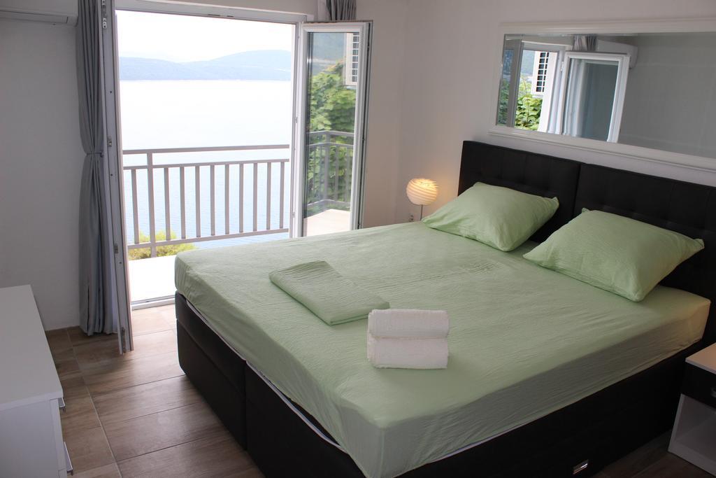 נאום Guest House Put מראה חיצוני תמונה